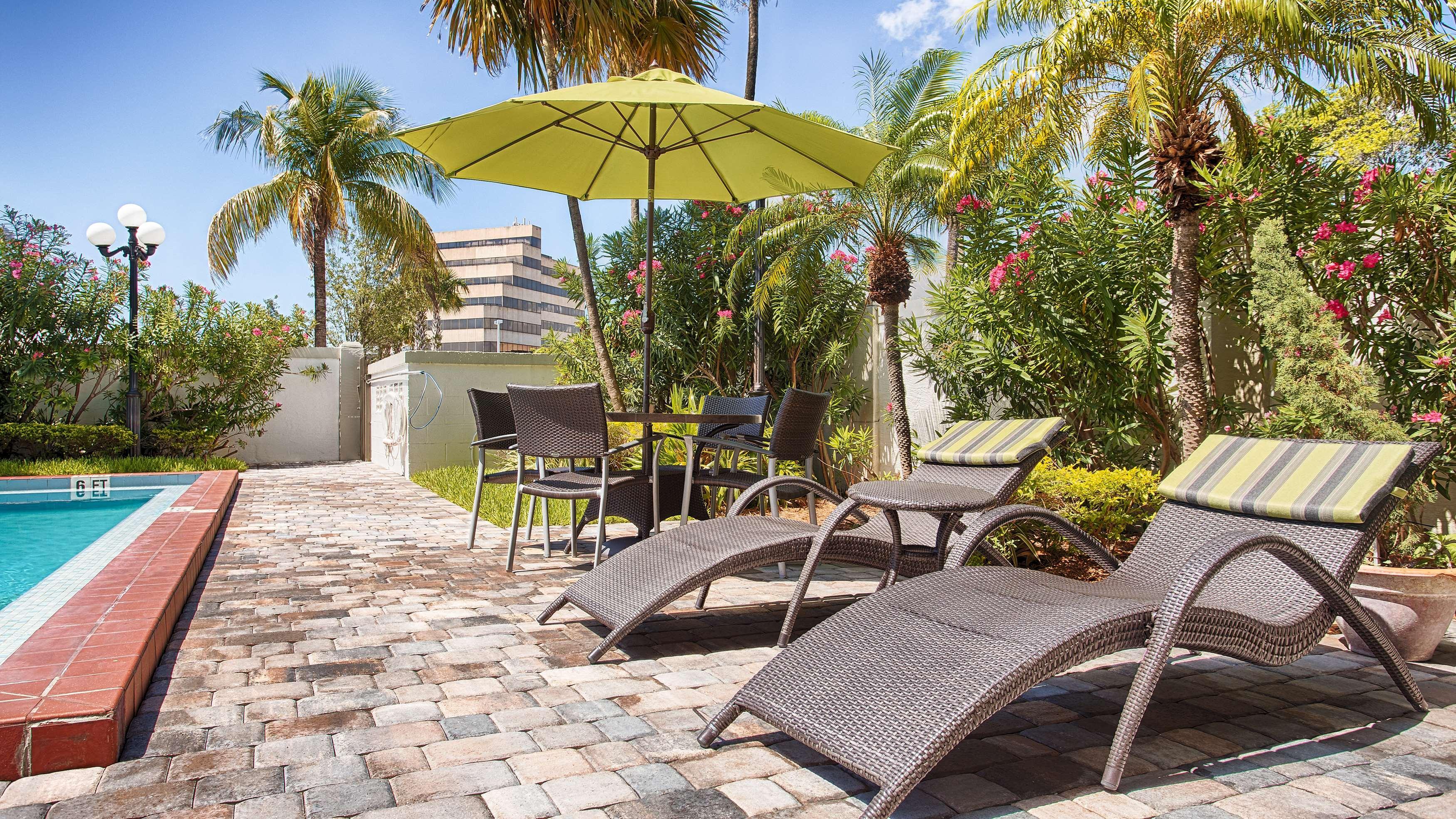 Best Western Plus Windsor Inn North Miami Exterior foto